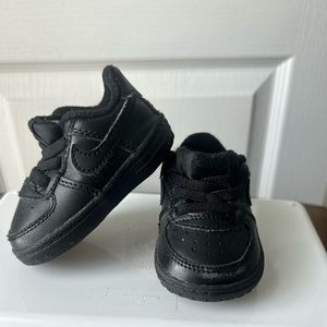 Nike Air Max 90 crib shoe size 2c